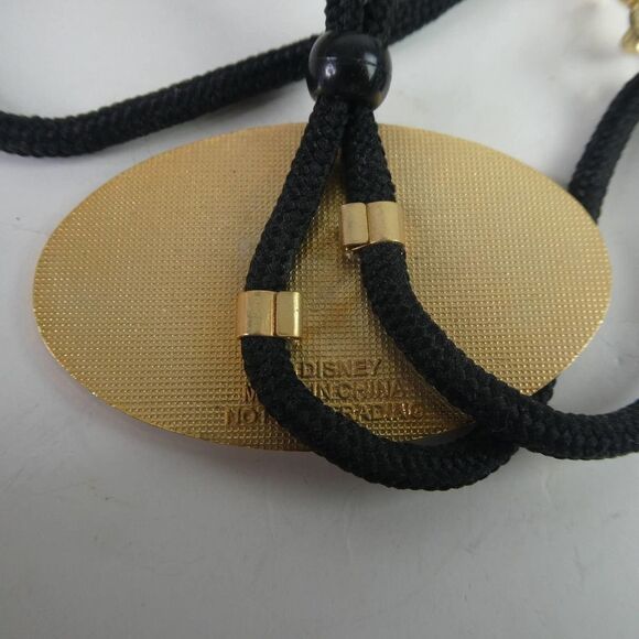 Disney 70563 Cast Member Development Connection Bolo Lanyard Learning I.D Holder - Picture 6 of 7